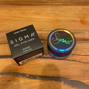 NIB Sigma Gel Eyeliner - color Wicked